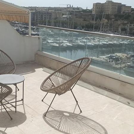 Amazing Sea View Penthouse Near Valletta Msida Luaran gambar