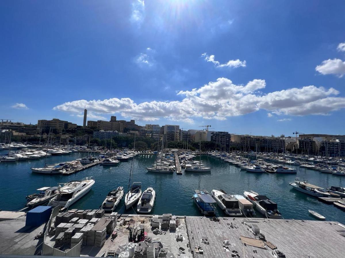 Amazing Sea View Penthouse Near Valletta Msida Luaran gambar