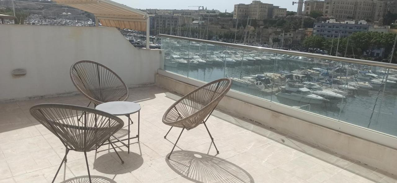 Amazing Sea View Penthouse Near Valletta Msida Luaran gambar